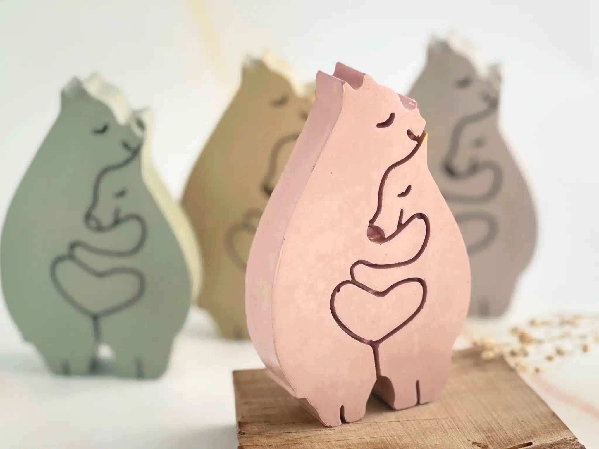 דמות בטון משפחת דובים